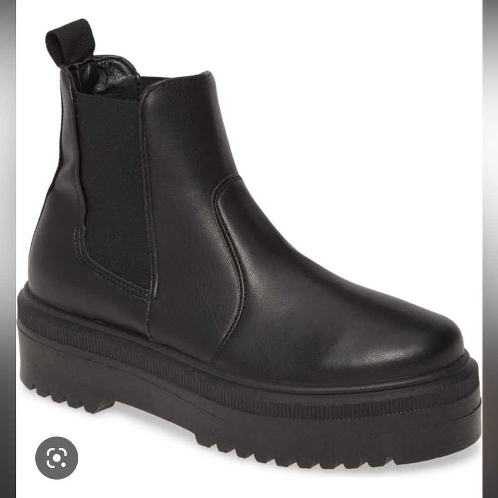 Steve Madden Yardley black platform boots 8